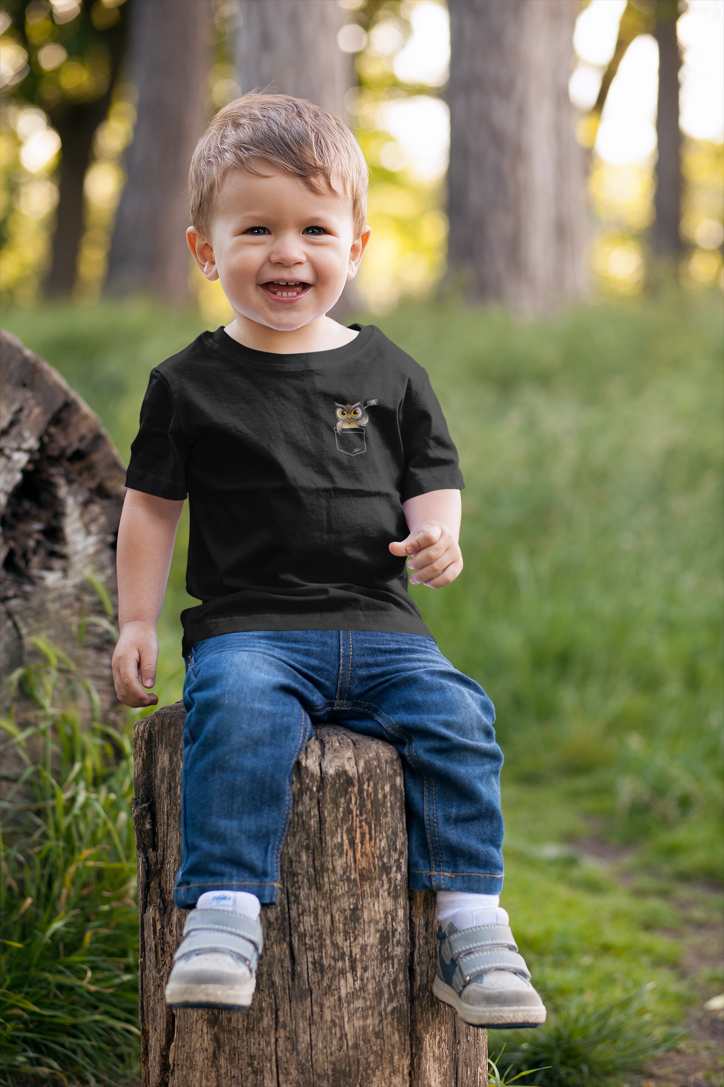 'Gurre' Eule in Brusttasche - Kinder Organic T-Shirt (Odenwälder Dialekt)
